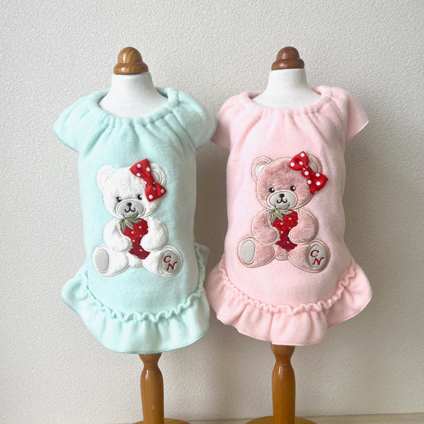 【セットがお得★ぬくぬくキャンペーン！】1171くまいちごフリースワンピース(各色同サイズ2枚セット)【2025冬新作ウエア】